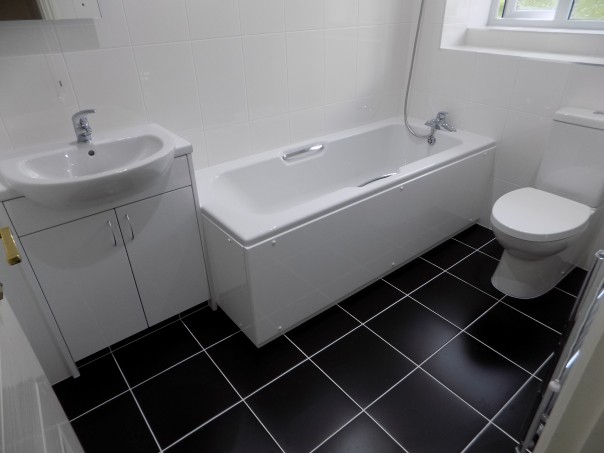 Bathroom Fitter– Monkton Heathfield, Taunton